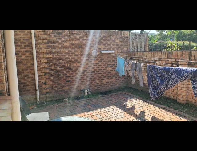 3 BEDROOM DUPLEX FOR SALE IN ISIPINGO RAIL